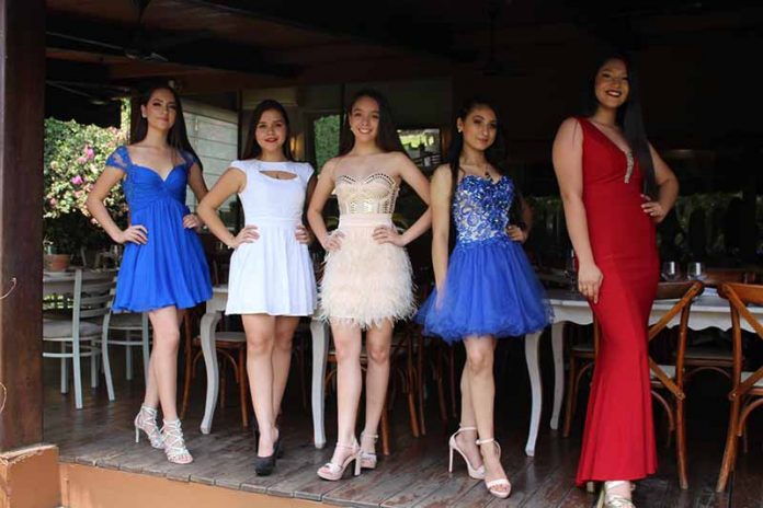 Alison Vázquez, María José Fierros, Iliana Cázarez, Yanira Bathia, Viridiana Contreras, participan en Miss Teenager Chiapas 2019.