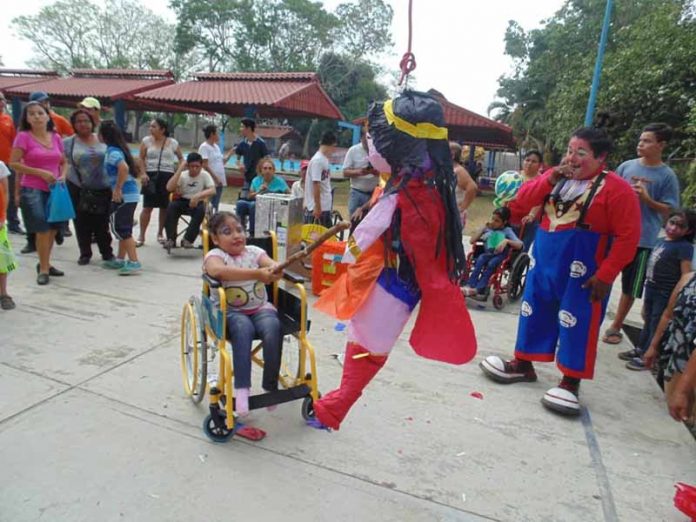 Celebran a Niños con Discapacidad sin Apoyo de Autoridades Municipales.