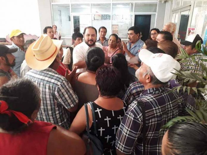 Protestan Representantes de la Zona Baja