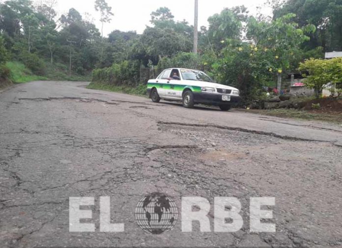 Intransitable la Carretera al Ejido Felipe Carrillo Puerto