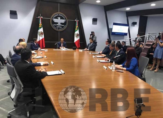 Signan Convenio Entre Poderes Judiciales del País