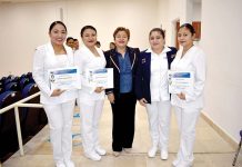 Enfermeros se Certifican