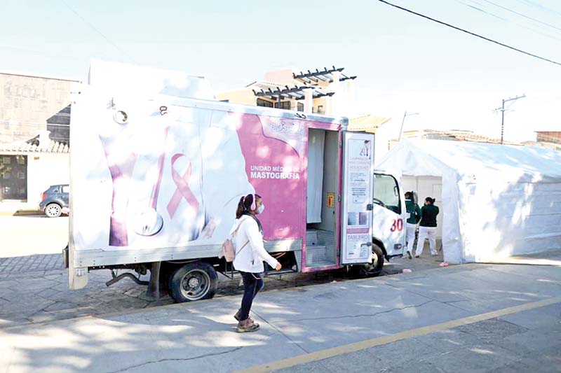 IMSS Chiapas Announces New Dates for Mammograms in Mobile Medical Unit