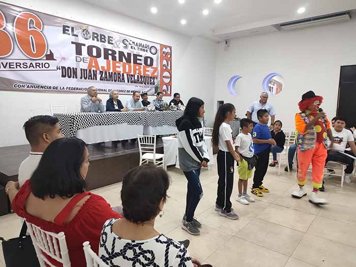 Exitosa III Olimpiada Infantil de Ajedrez en Alcossebre: Un torneo  internacional de éxito y diversión