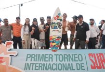 Eduardo Ramírez inaugura el Primer Torneo Internacional de Surf 2025 en Pijijiapan