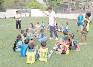 Inaugura Ayuntamiento de Tapachula Escuela Municipal de Fútbol en Los Cerritos