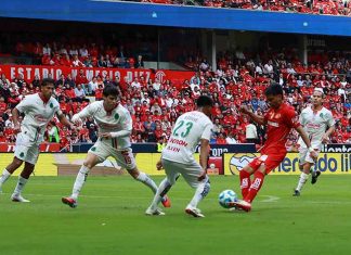 Chivas Pierde con Toluca y Deja Escapar el Super liderato