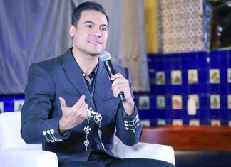 Carlos Rivera Defiende a Natalia Jiménez por Viajar en Ambulancia