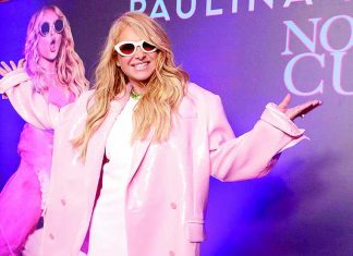 La vez que Paulina Rubio Recibió Suturas Tras Chocar con Camarógrafo