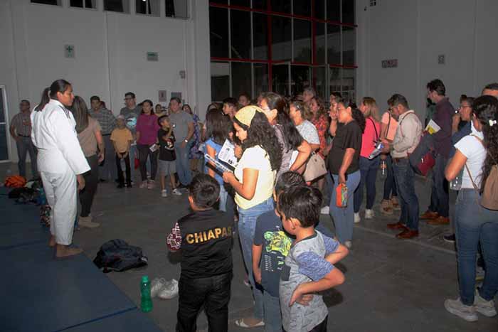 Realizan Recorrido En Instalaciones Del Instituto Del Deporte Padres De ...